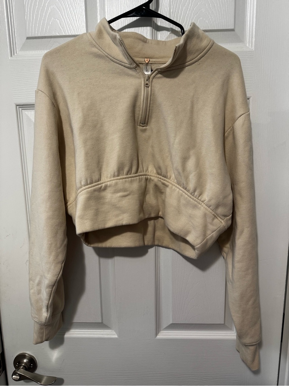 PacSun Women's cropped quarter zip pullover Sweatshirt - Cream